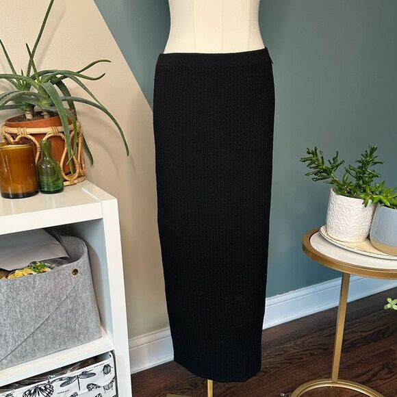 Steve Fabrikant Dresses & Skirts - Vintage Steve Fabrikant Wool Ribbed Midi Skirt Black NWT 90s Minimalist USA Med.